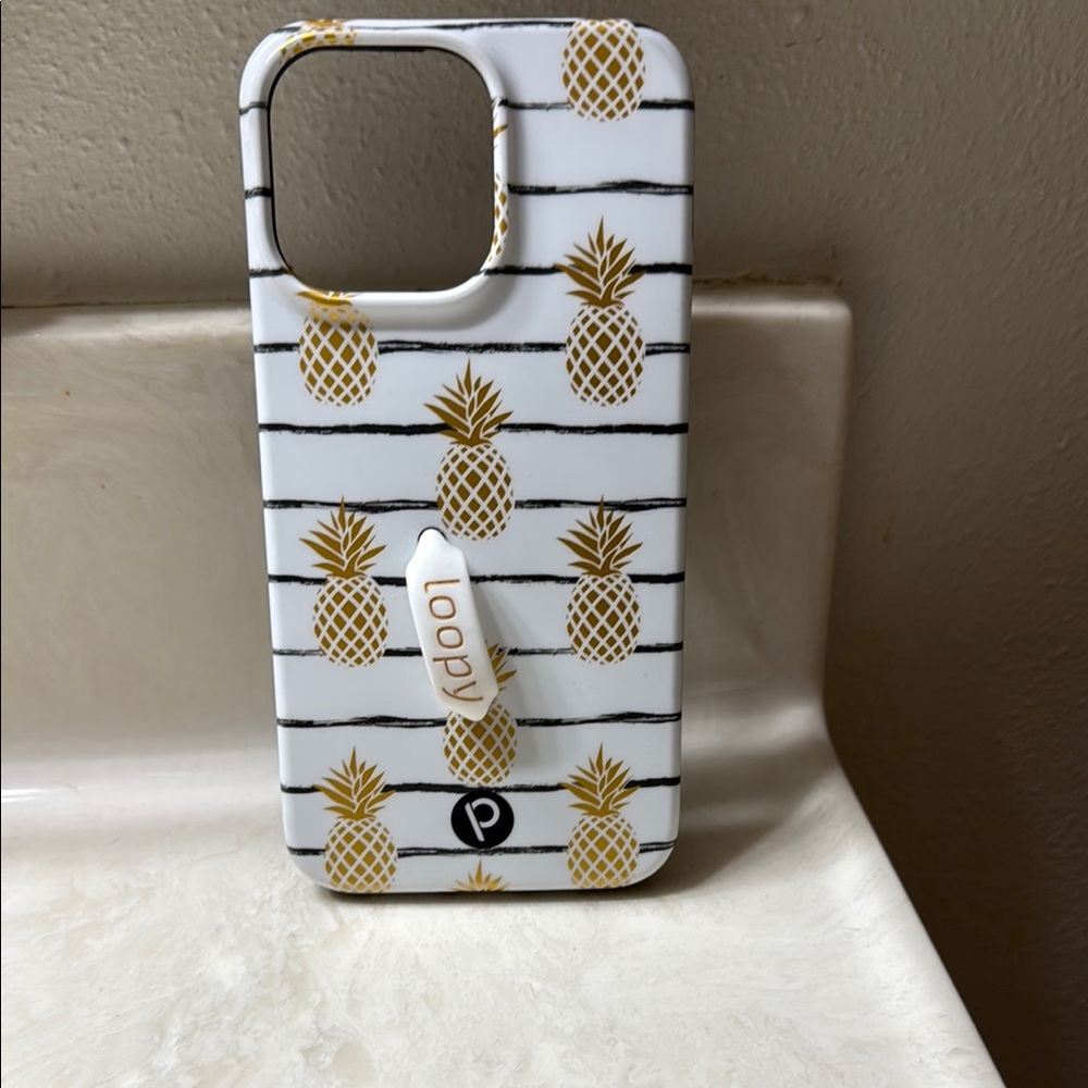 Loopy Case White and Gold Pineapple Phone Case